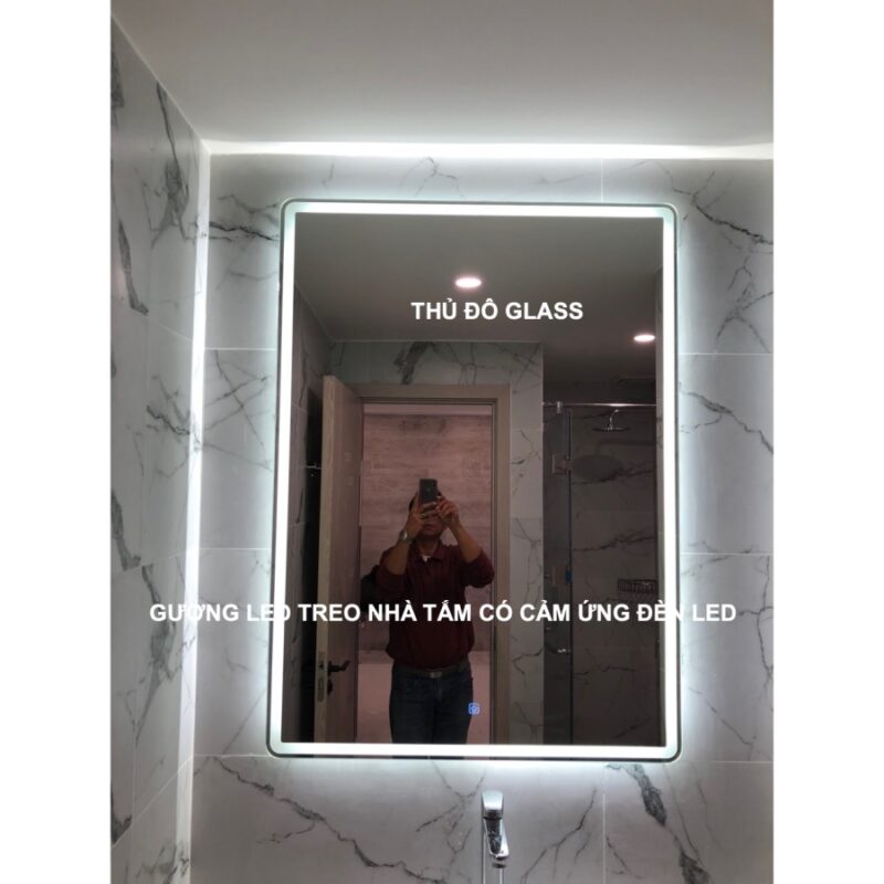 Gương led treo nhà tắm có cảm ứng đèn led tại An Giang